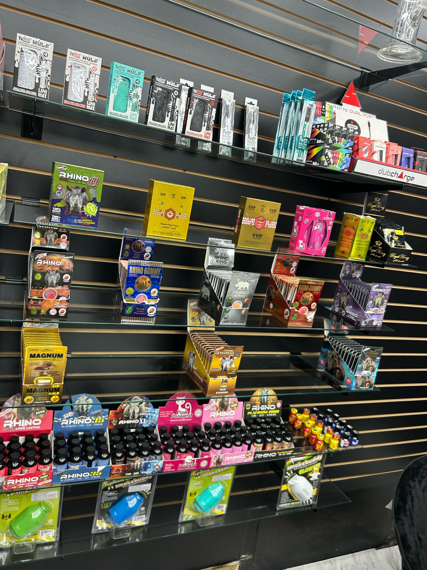 Smoking accessories and vape devices
